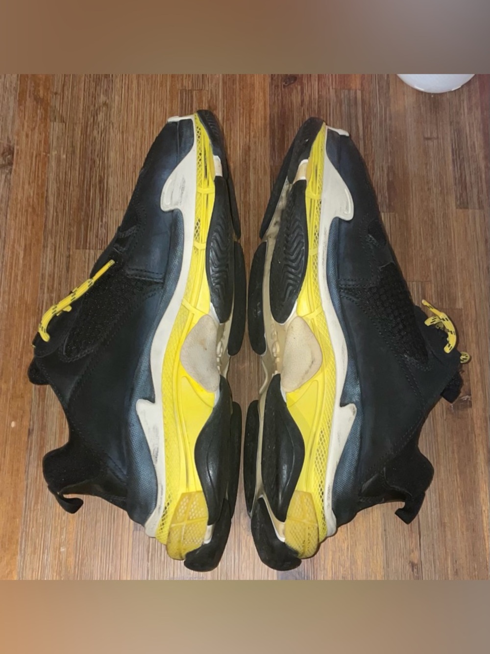 Balenciaga Triple S - Picture 10 of 13